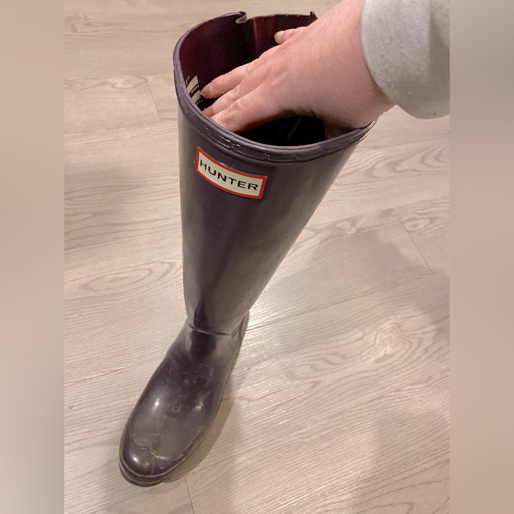 Hunter rain boots! In great condition!